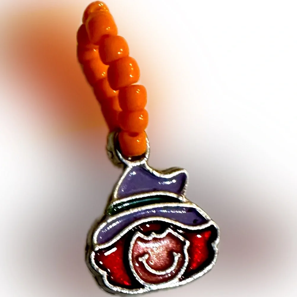 VTG WITCH BEADED RING CHARM HALLOWEEN JEWELRY HANG ON NECKLACE BRACELET CORD .5”